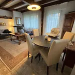 Apartment Duplex *